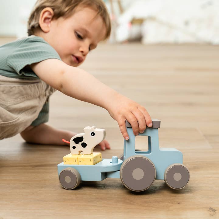 Tiny farm tractor Dotti Blue for wholesale by Done by Deer