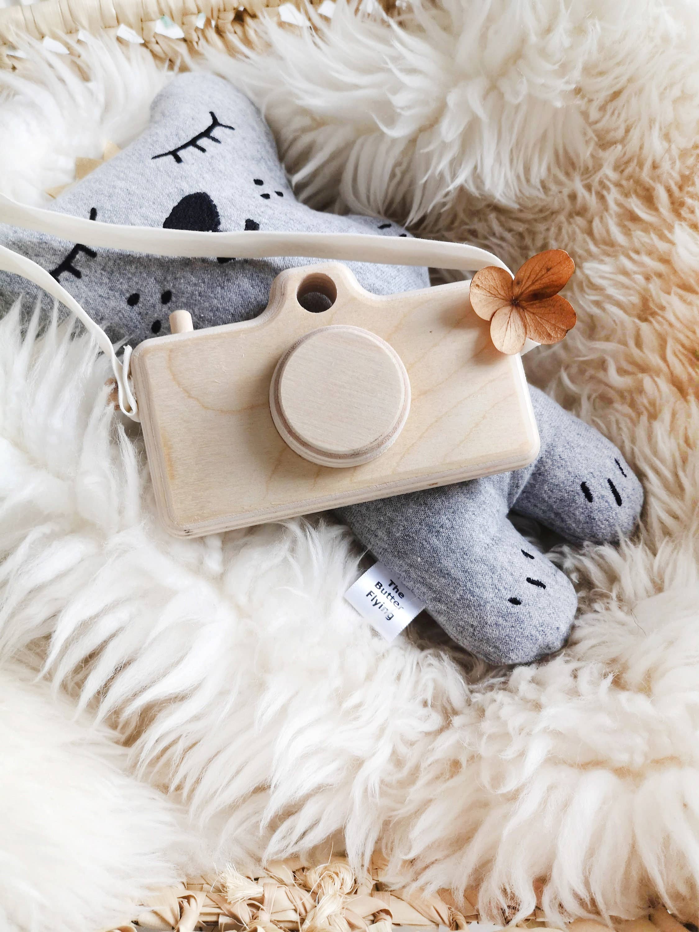 The Butter Flying - Wholesale Wood Toy - Kids - Handmade Wooden Camera Toy for Toddlers 0