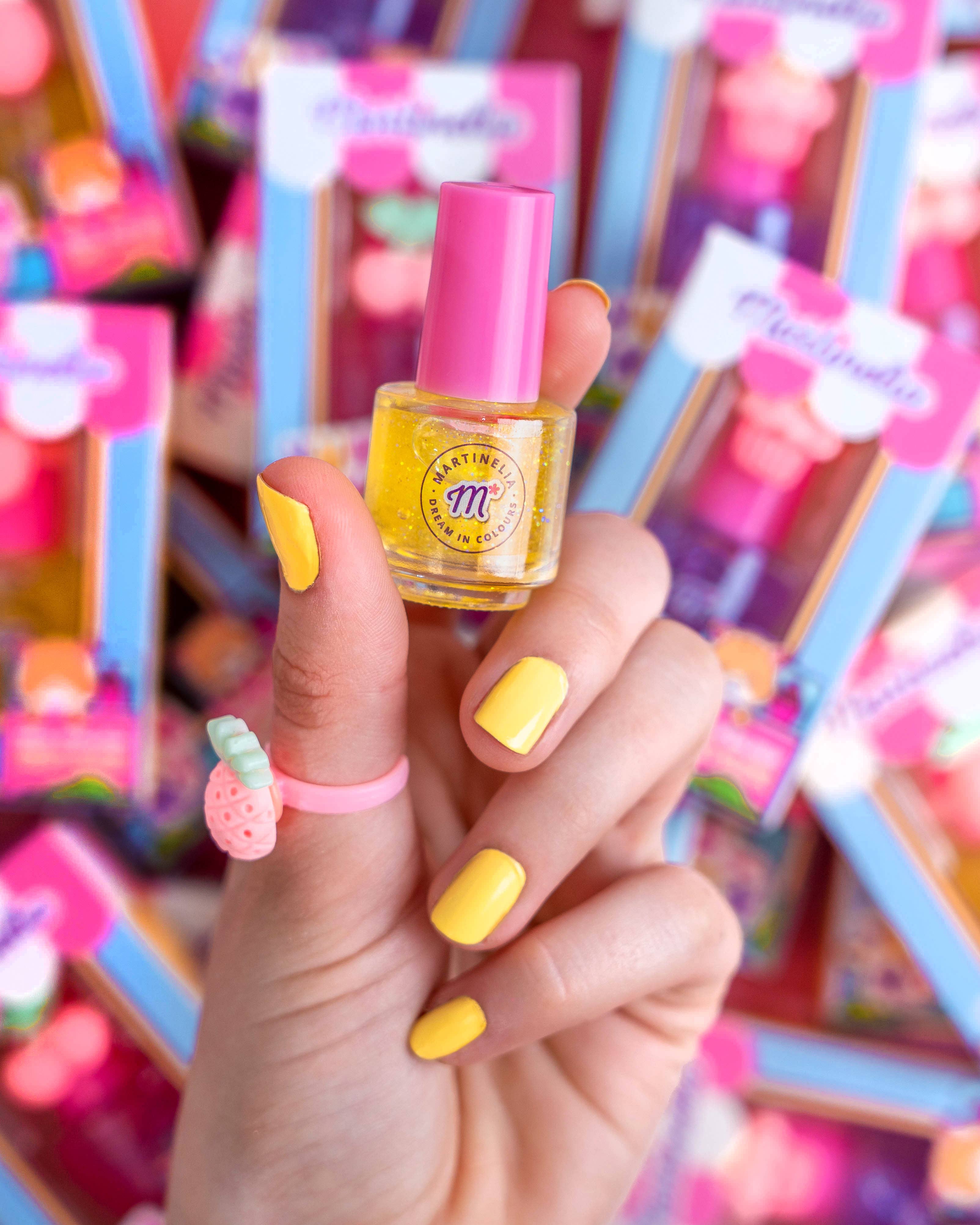 Aquarius Cosmetic SLU - Wholesale Nail Polish - Kids - Martinelia Yummy Nail Polish With Ring1