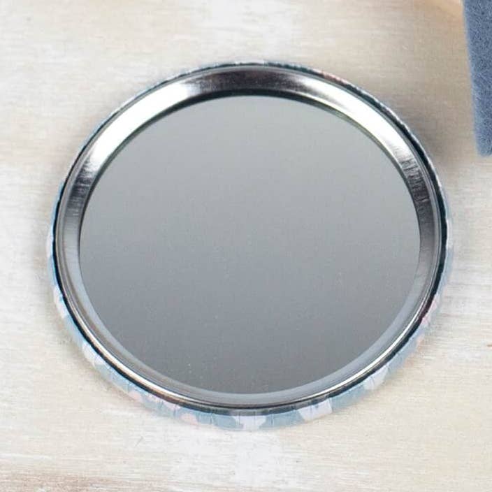 Ines Taschenspiegel für den Großhandel von Grace & Favour Home