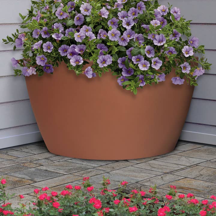 Hampton Patio Pond for wholesale by Algreen