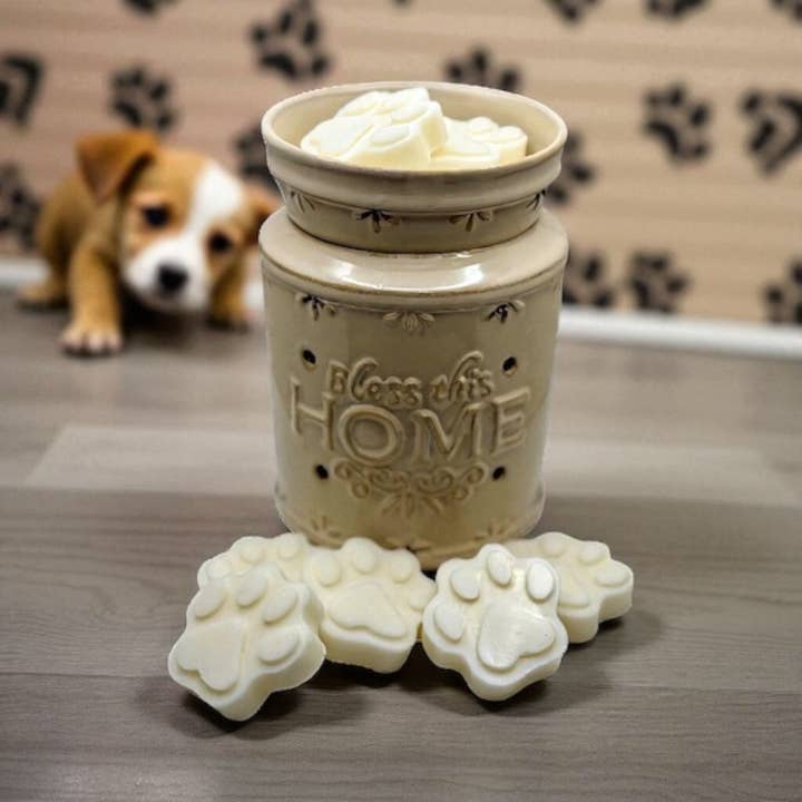 Odor Eliminator Paw Print Wax Melts for wholesale by Cottage & Coast