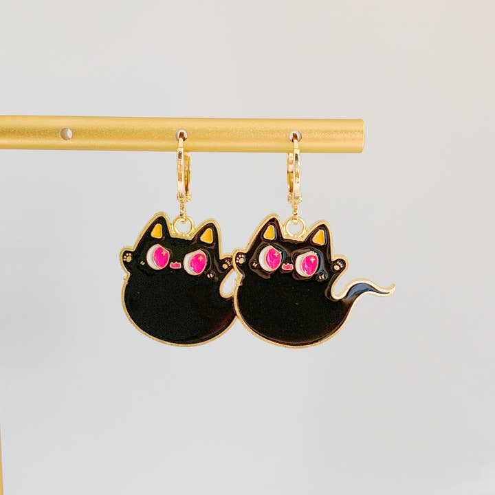 HolyGuacamolly – wholesale Huggie earrings – Halloween Black Cat Ghost Huggie Earrings