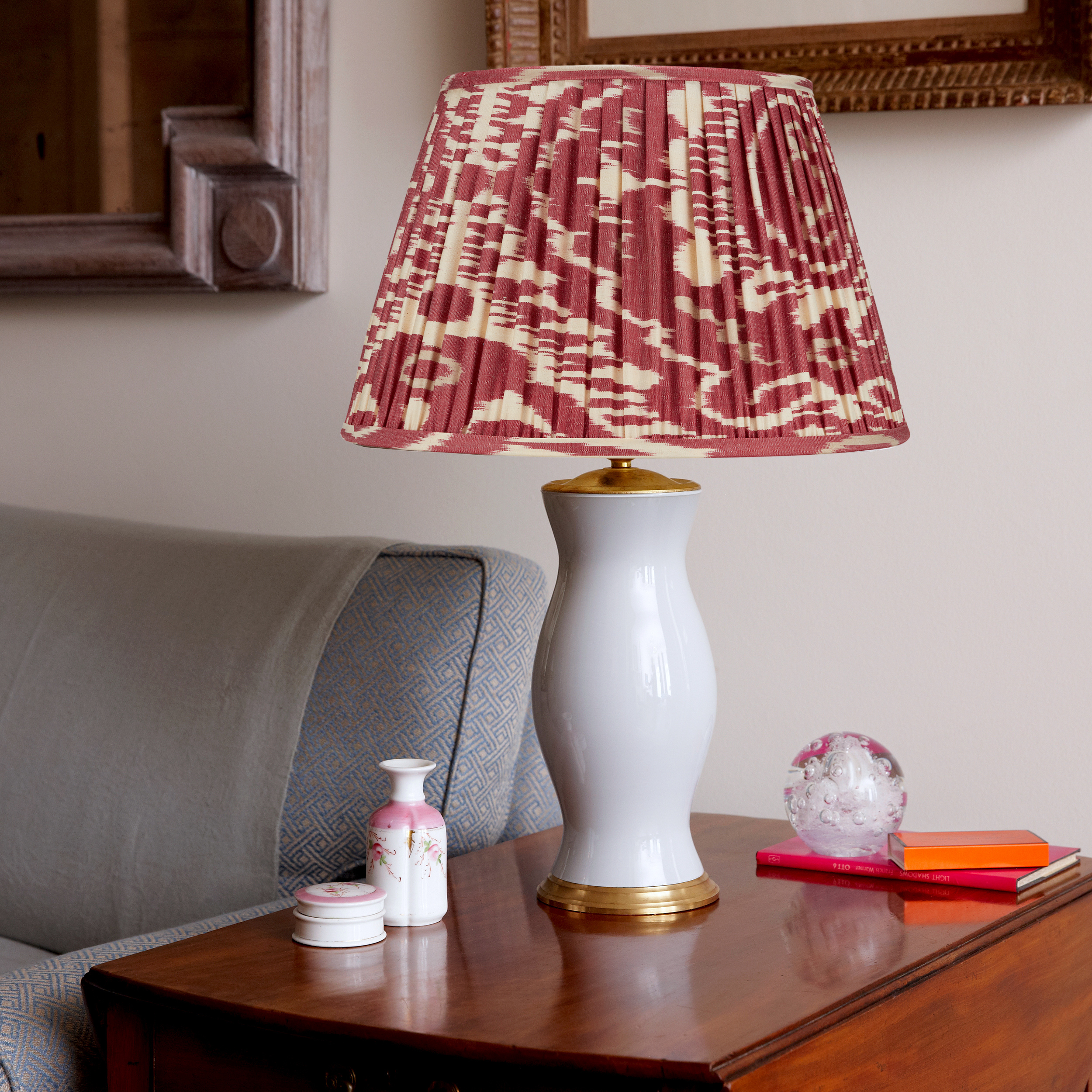 Rosanna Lonsdale - Wholesale Lamp Shade - BURNT RED AND CREAM IKAT LAMPSHADE10