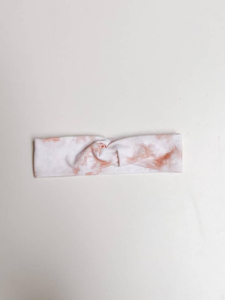 Tie Dye Terracotta pour la vente par The Knotted B