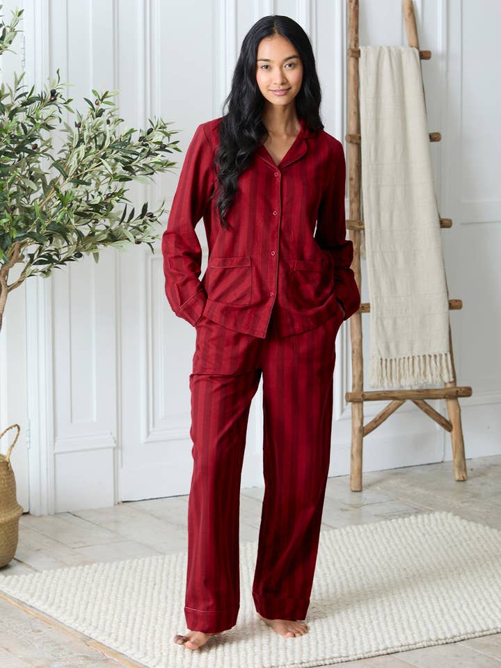 Pyjamaset i ekologisk bomull med ränder - Röd för wholesale av Chelsea Peers