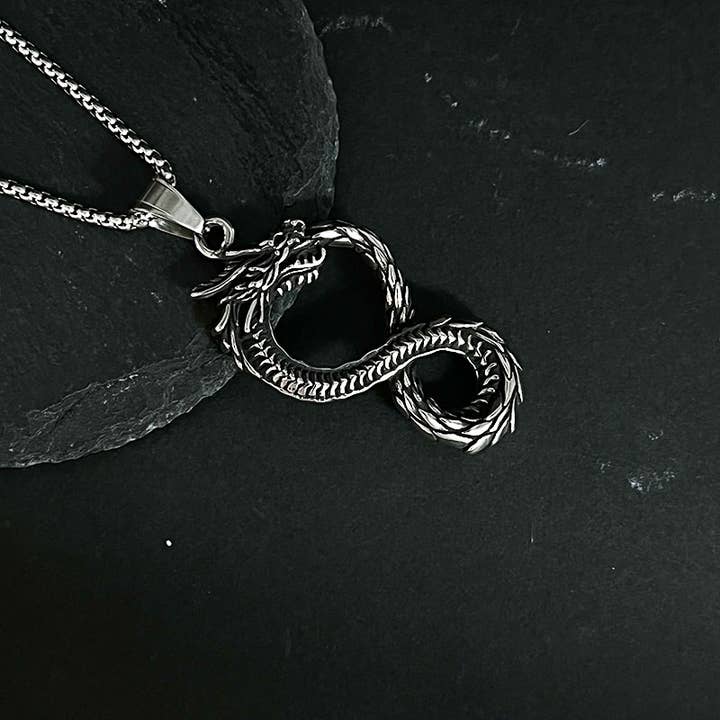 GemMeet - Wholesale Pendant/Charm Necklace - Viking Non-Fading Ring Stainless Steel Dragon Pendant Neckla3