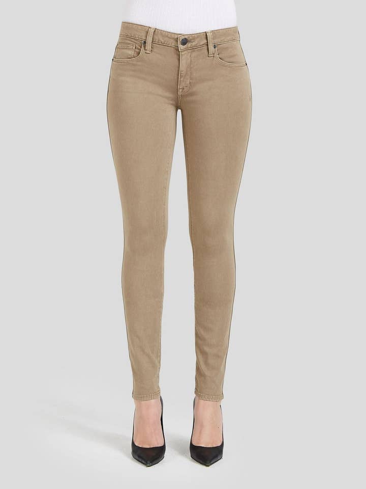 SKINNY FIT CLÁSSICO FEITO COM SARJA JAPONESA por atacado de Private Label Clothing