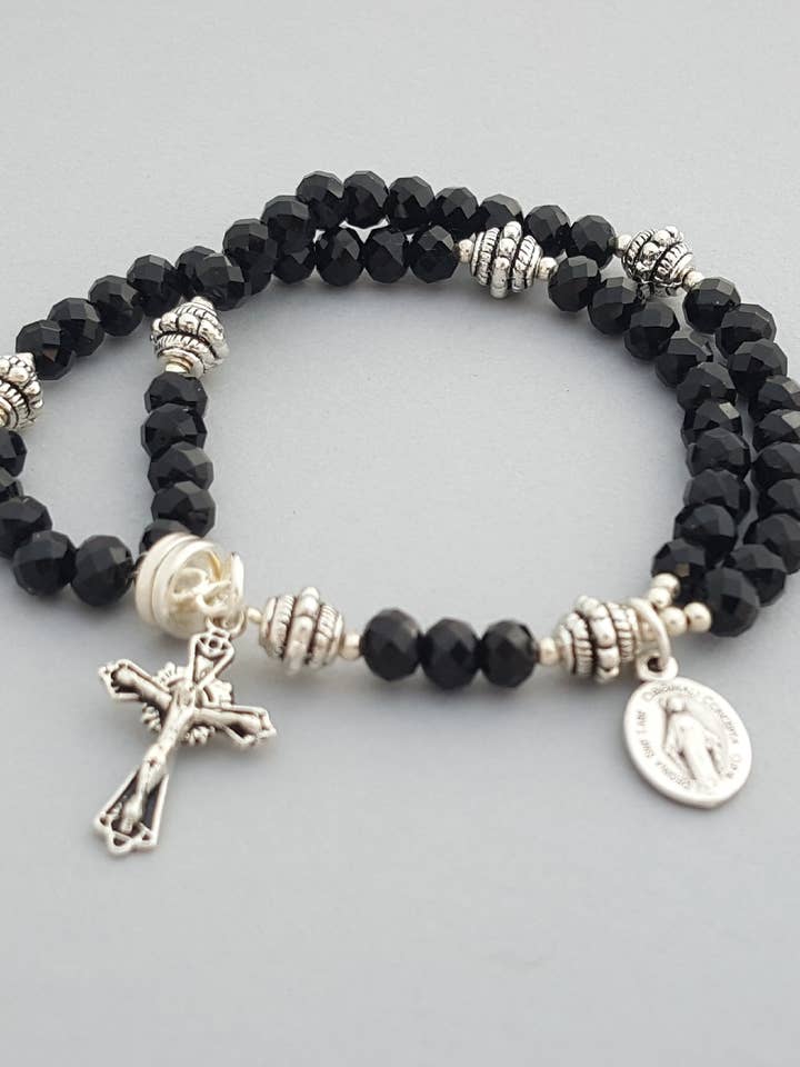 Chapelet de poignet en cristal noir pour la vente par MG Rosary