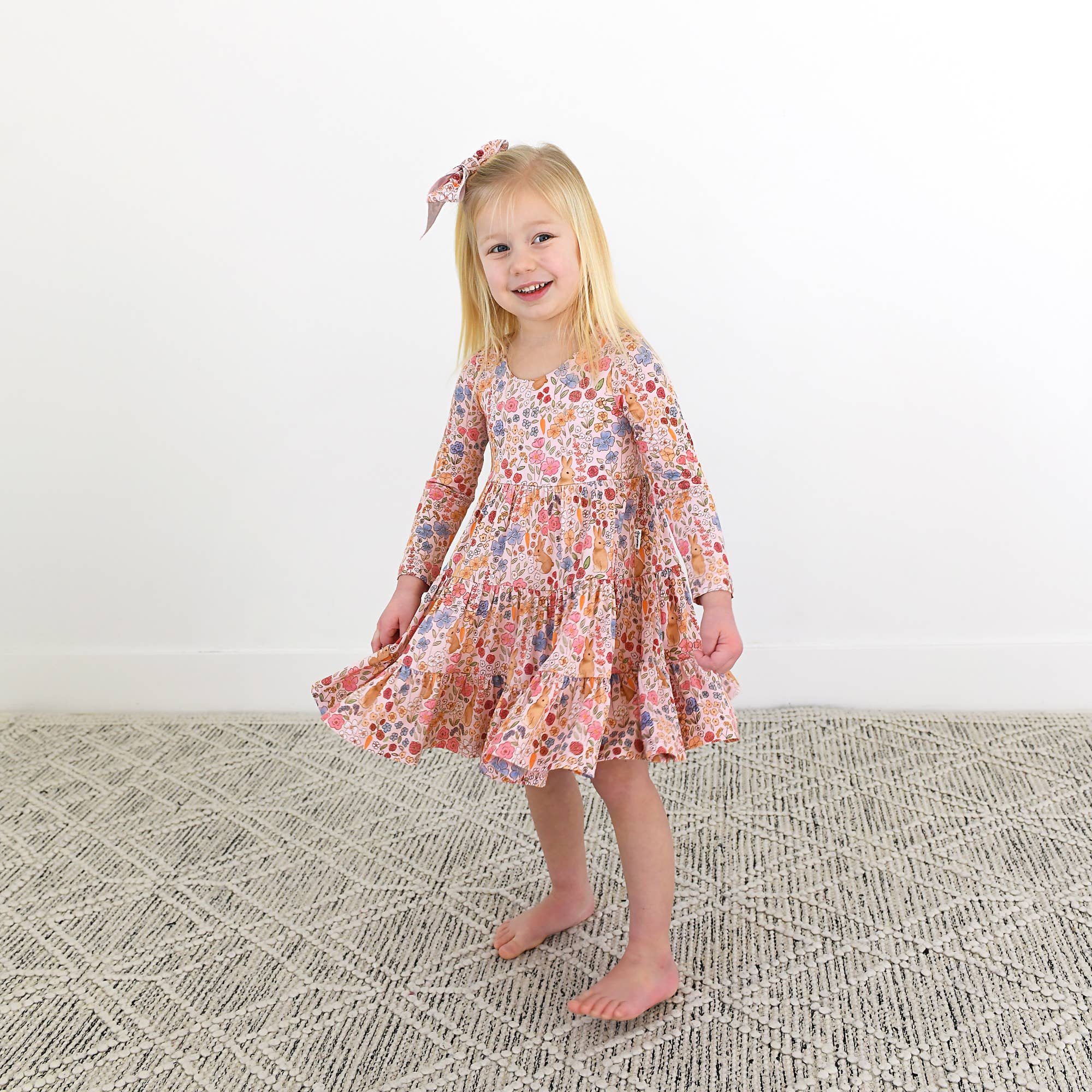 Gigi and Max - Venta al por mayor Vestido - Niños - Vestido de columpio de conejito floral de pradera de bambú para Pascua14