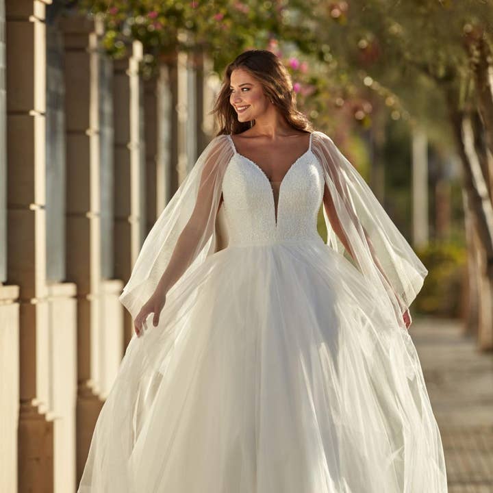 HWC - 26028 for wholesale by Herawhite Bridal