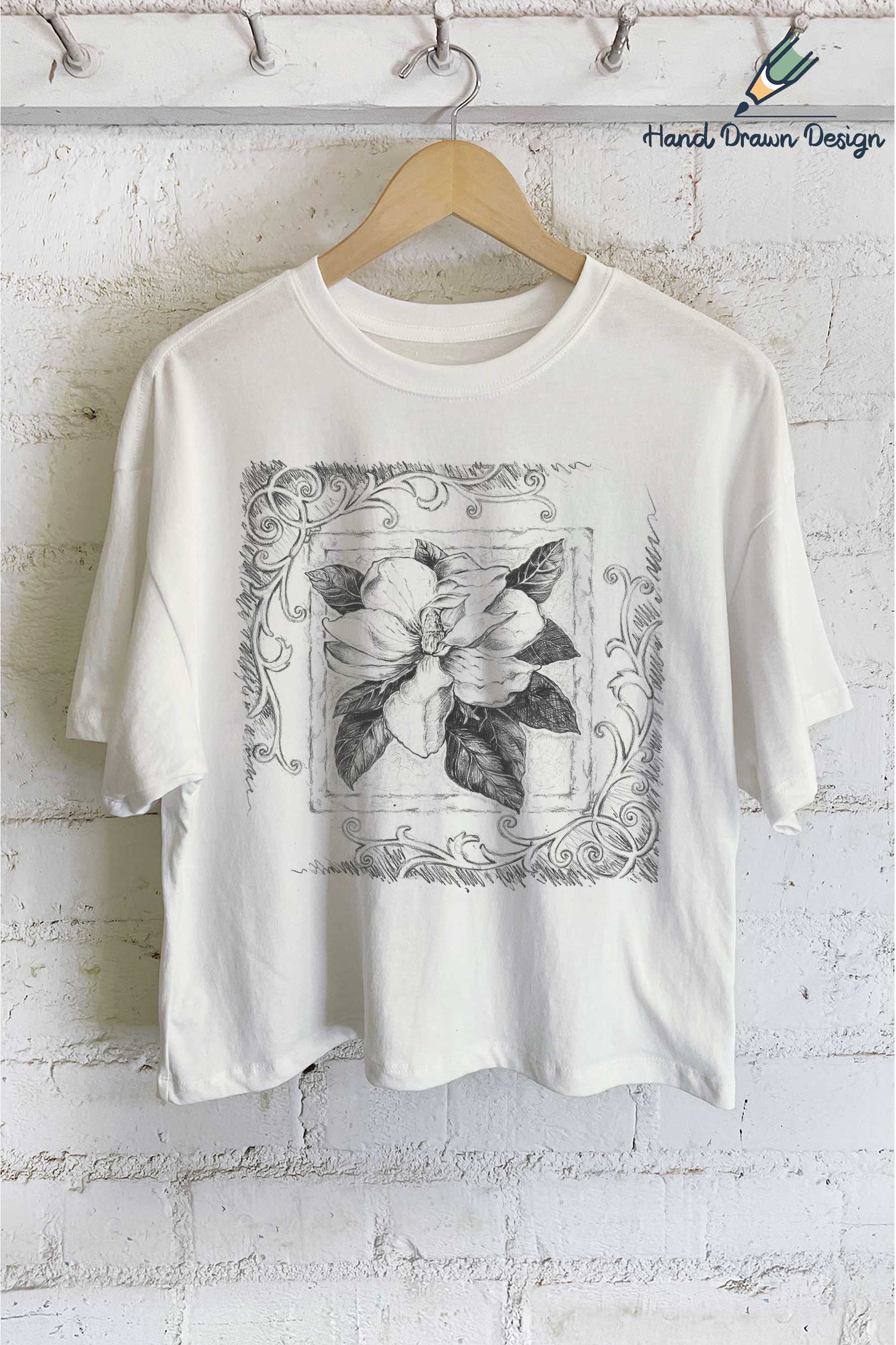 Rustee Clothing – Engroshandel T-shirt med print - Dame – MAGNOLIA BLOMST HÅNDTEGNET GRAFISK LANG AFGRØDE TOP4