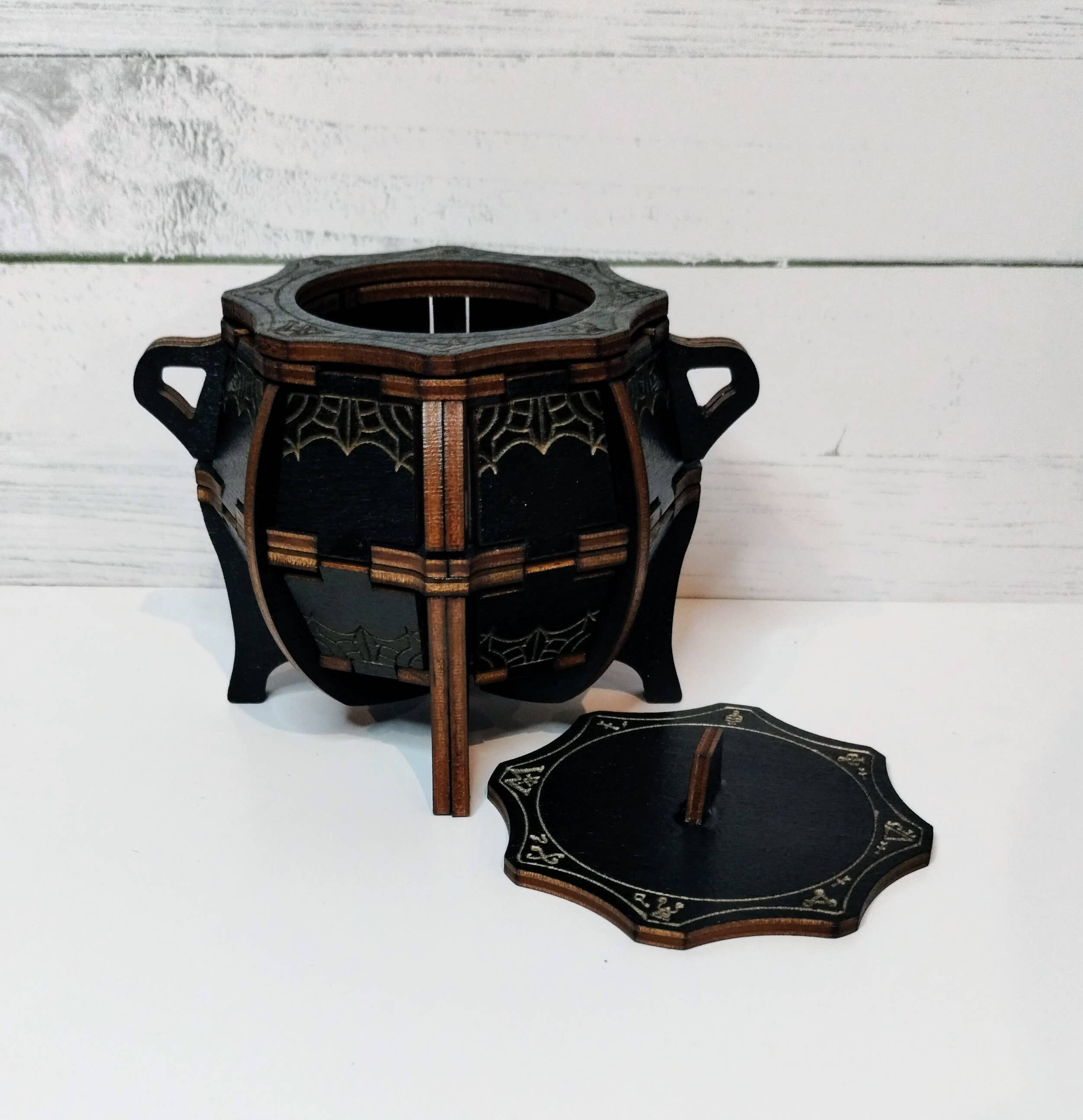 Muddy River Conjure - Wholesale Candle Holder - Engraved Cauldron With Lid in Birch1