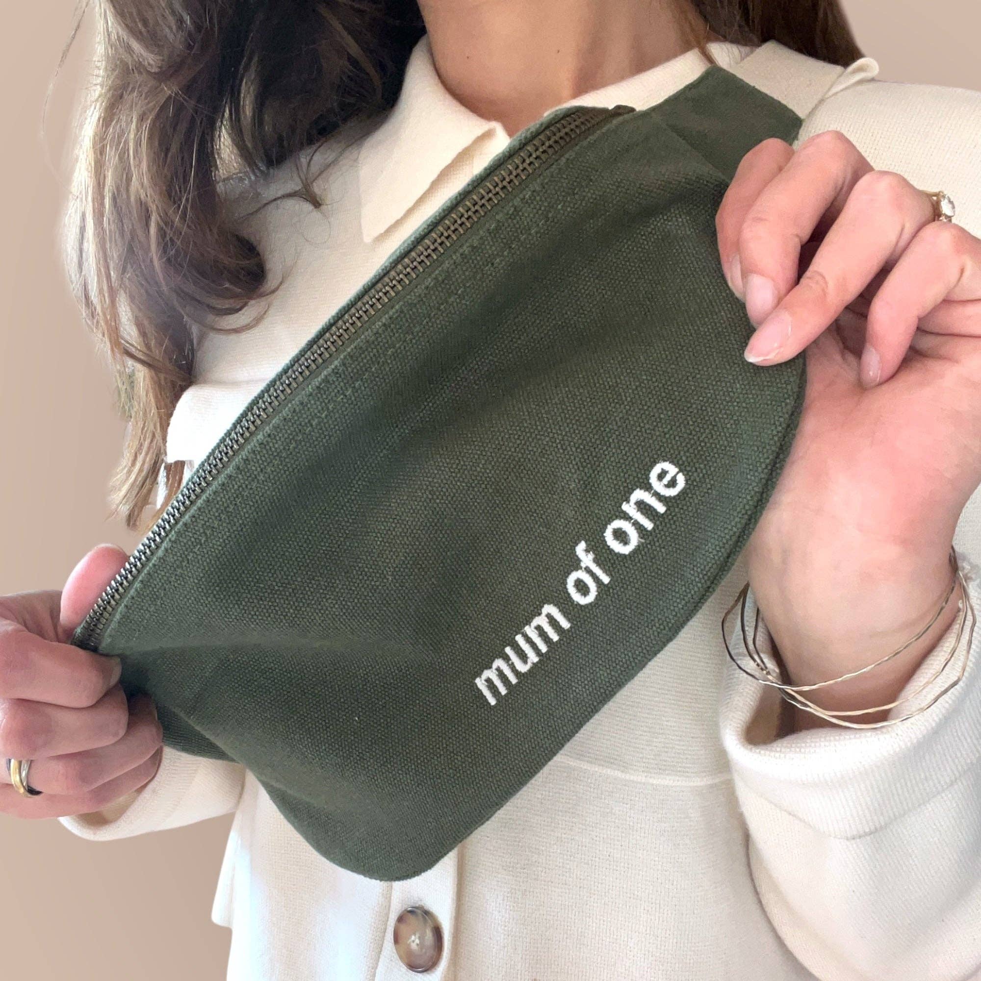 Family Impact Stories - Vente Sac ceinture – femme - BANANE “MUM OF ONE” OLIVE3