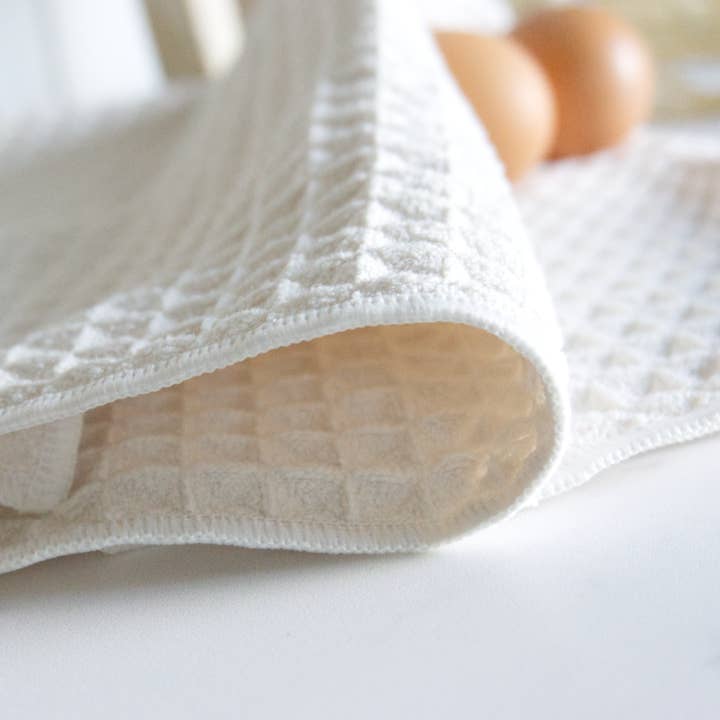 Middlefork & Co. - Wholesale Tea Towel - Large Waffle Weave Premium Microfiber Kitchen Towel2