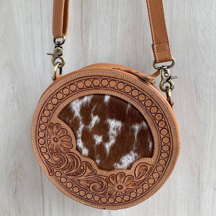 Runde Umhängetasche aus bearbeitetem Leder - TL11 für den Großhandel von Viceroy Leathers