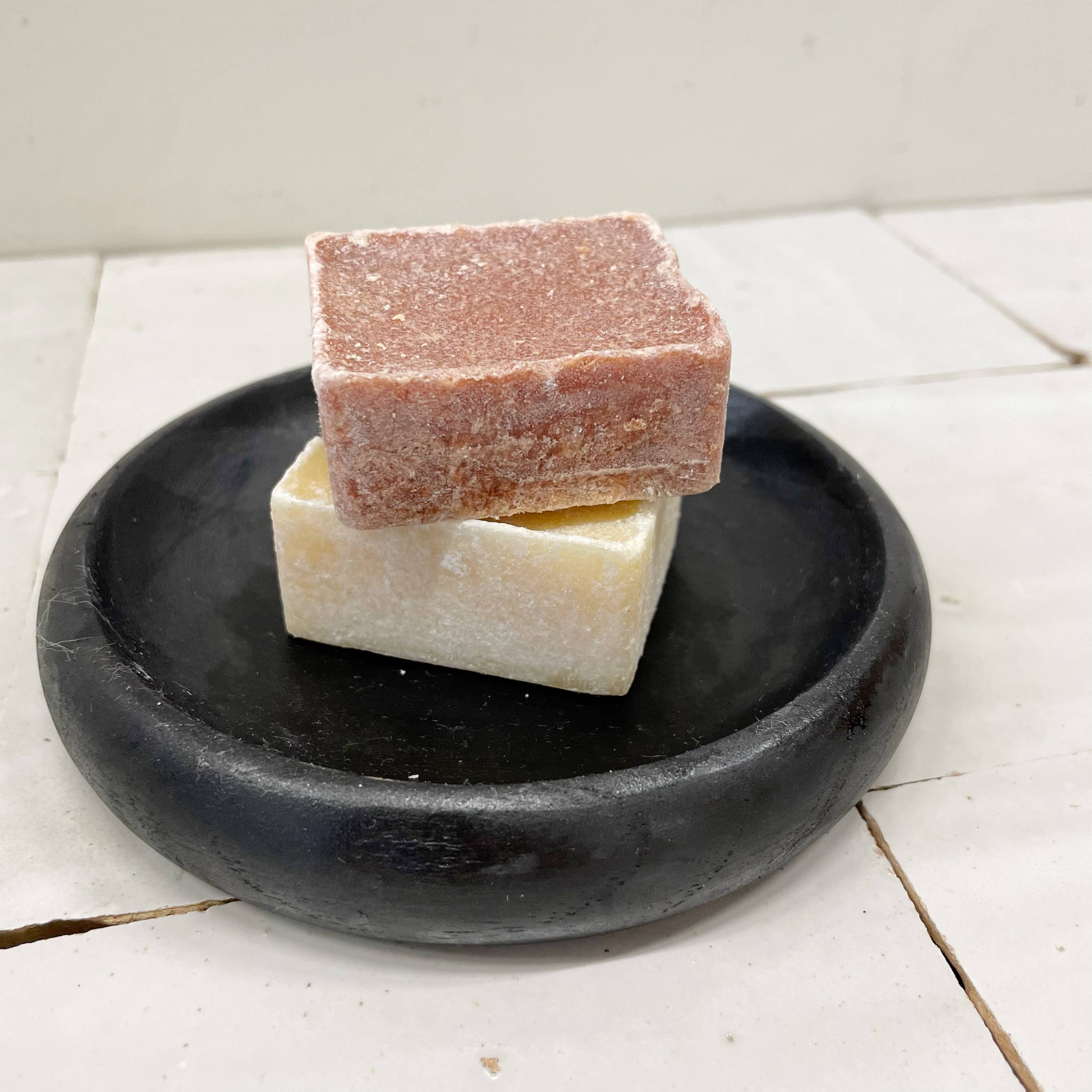 ByBazz - Wholesale Decorative Plate/Dish/Bowl - Schaaltje Teak Bali Zwart 12cm1