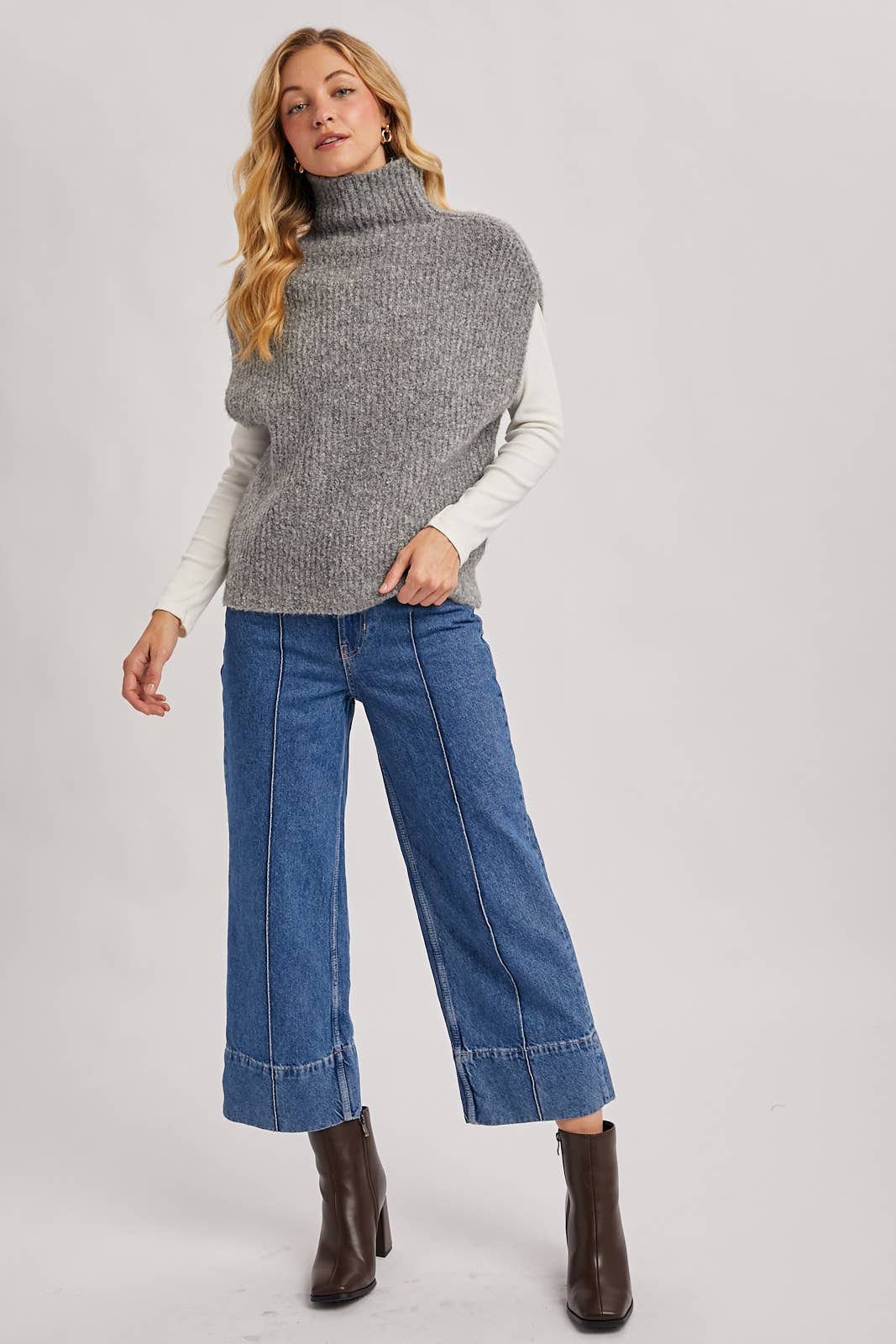 Bluivy - Wholesale Sweater Vest - Women's - TURTLENECK KNIT SWEATER VEST6