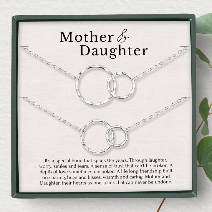 hope love shine - Vendita all'ingrosso Parure di gioielli - Set di collane per madre e figlia, regalo per la festa della mamma, 2 anelli circolari