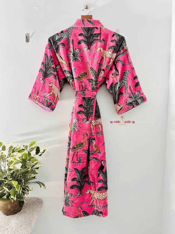 GYPSY STUDIO - Wholesale Robe - Women's - Jungle print pink color velvet robe| women wear kimono robe|3