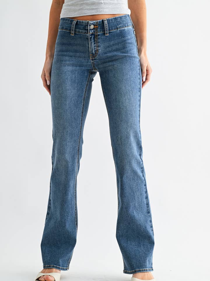 JP426 - MD - Low Rise Bootcut With W/B Detail for wholesale by Just USA Jeans