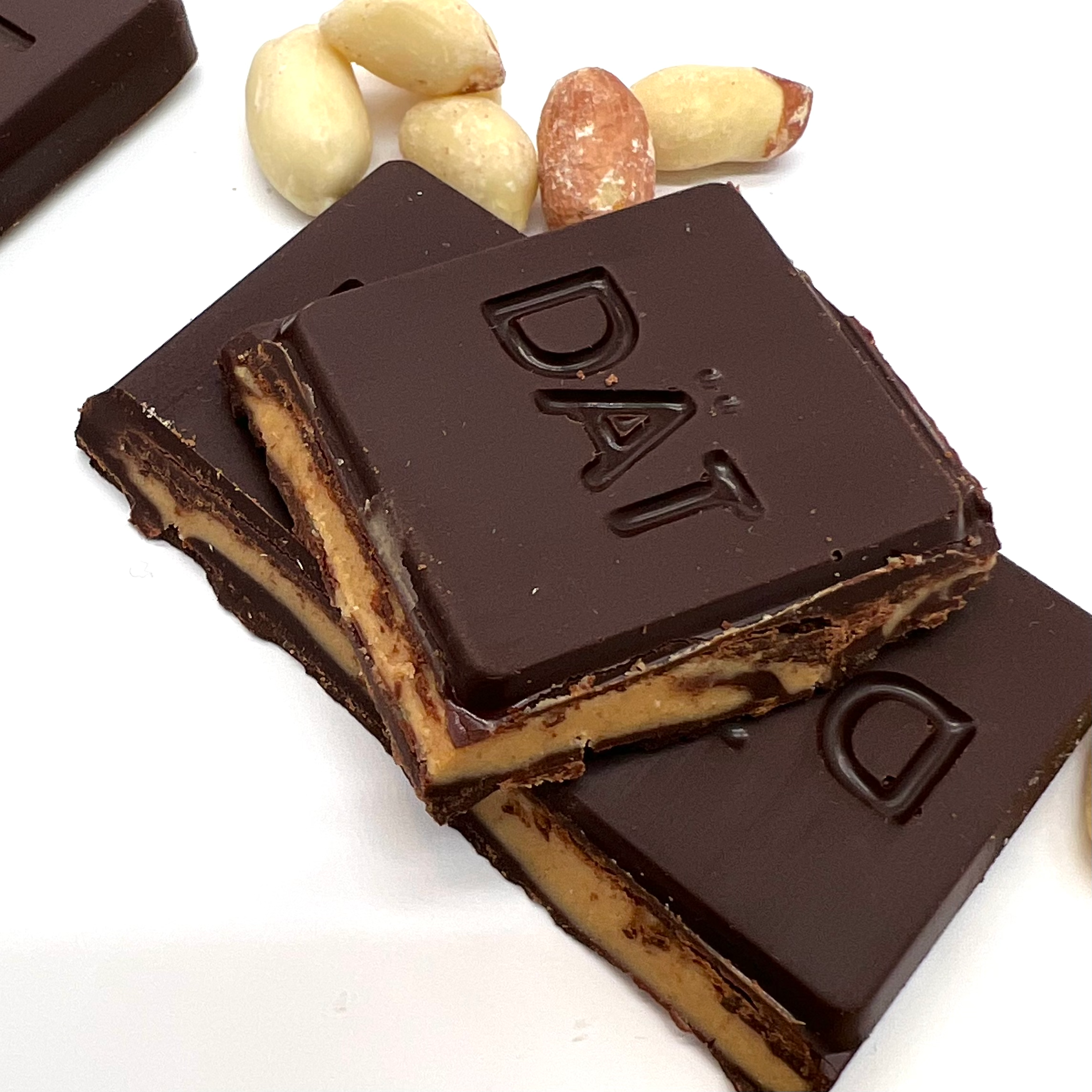 NUTSÓLA - Wholesale Chocolate Bar - Peanut Butter Dark Chocolate 1