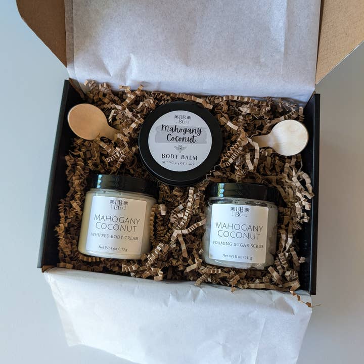 Beachy Bubbles Bath Co - Wholesale Bath & Body Set - Men's - Mahogany Coconut Men's Skin Care Set 2