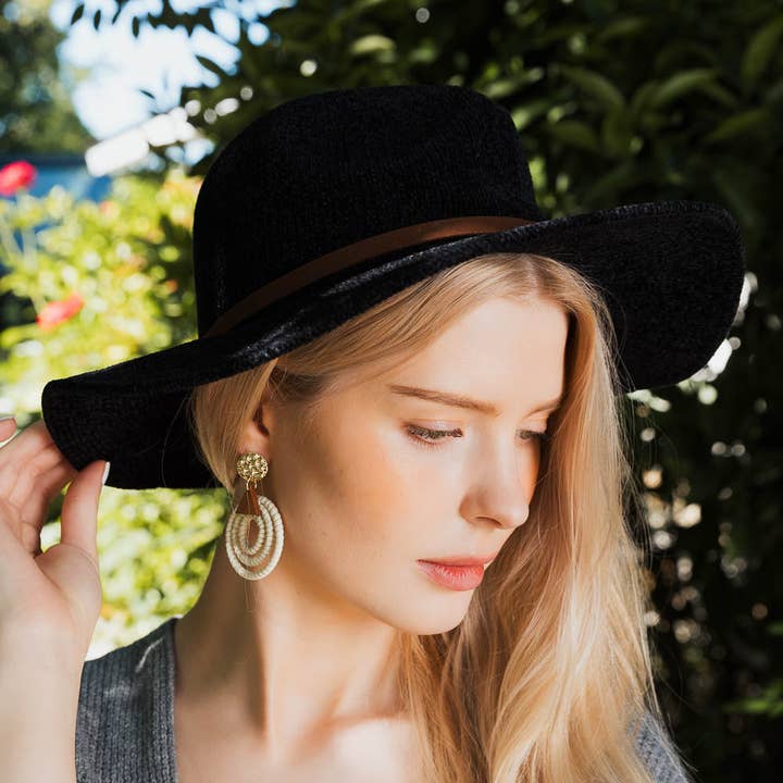 Leto Accessories - Wholesale Fedora - Women's - Corduroy Fedora Hat – Stylish Accessory for Fall & Winter