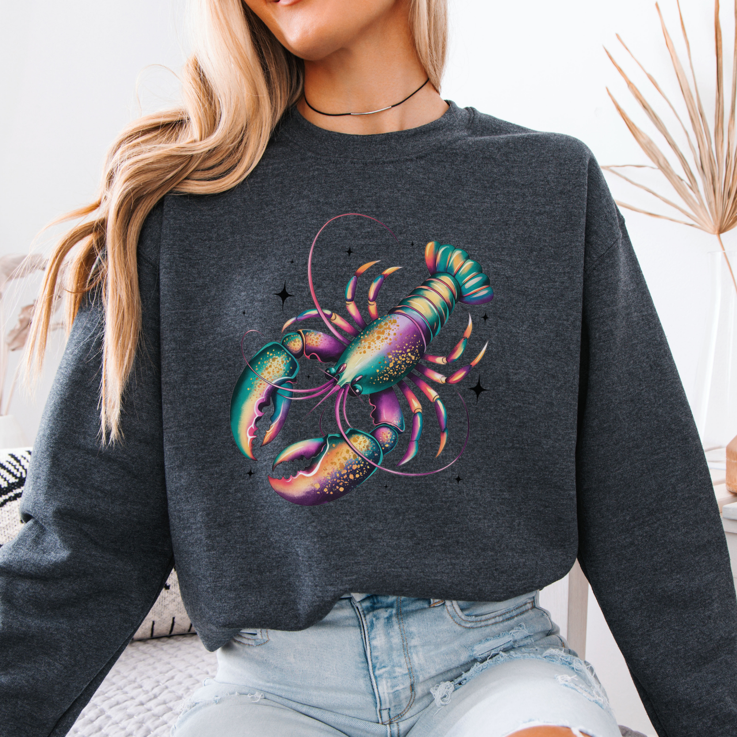 ATTA TOOD Wholesale - Wholesale Graphic Sweatshirt - Women's - Mardi Gras crawfish women's graphic sweatshirt, Holiday crew0