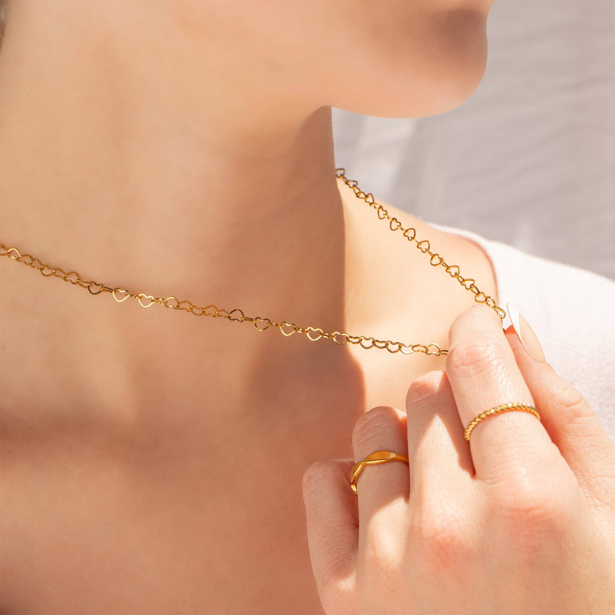 WJW - Wholesale Link & Chain Necklace - 18K Gold PVD Stainless Steel Linked Heart Chain Necklace3