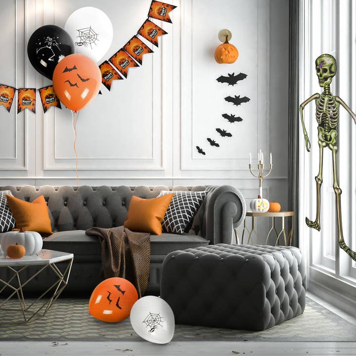 The Twiddlers – wholesale Decal – Party decorations – 80 Piece Halloween Tableware & Decorations Set1