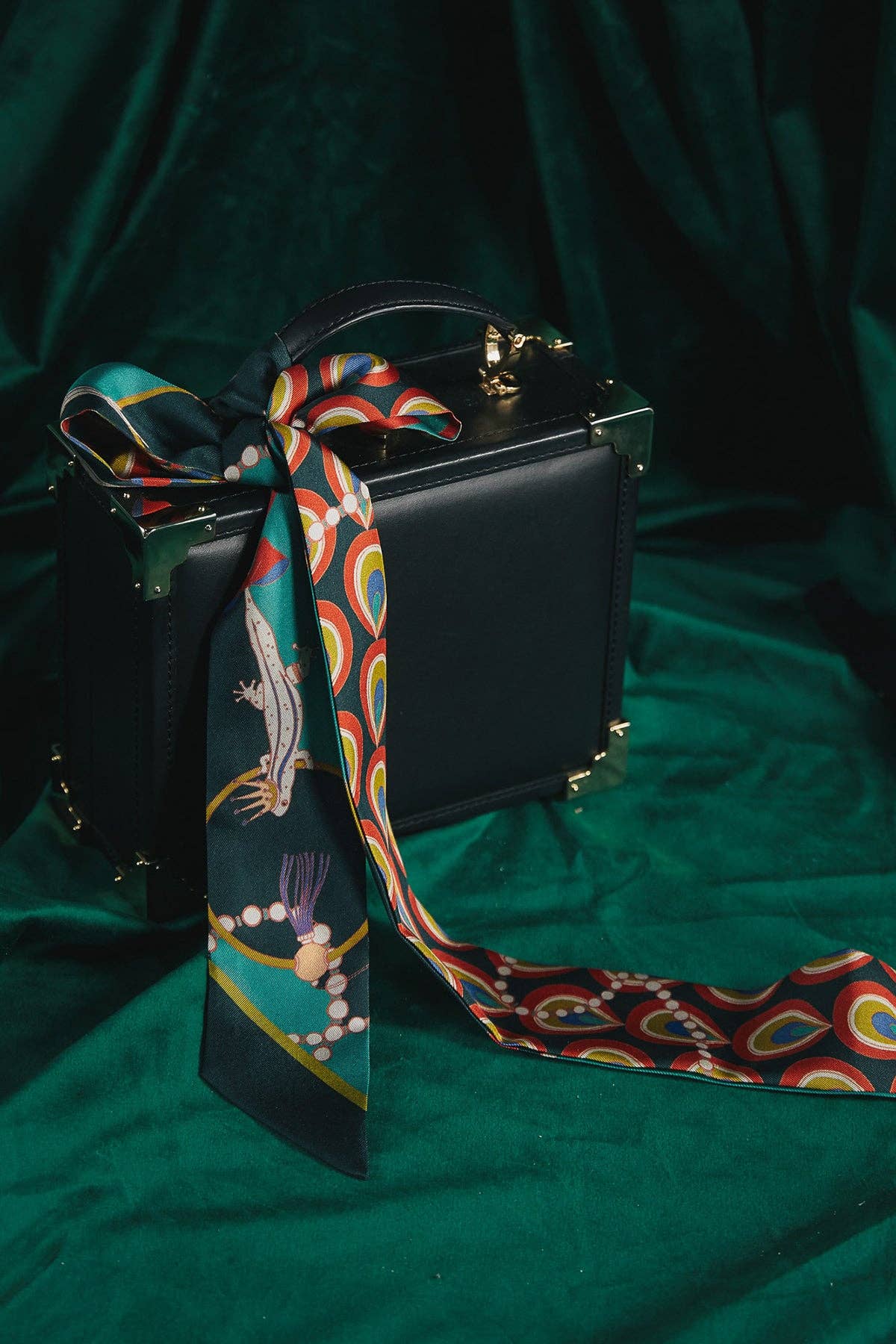 Teel "Peacock" Silk Twilly Neck Bow for wholesale on Faire6