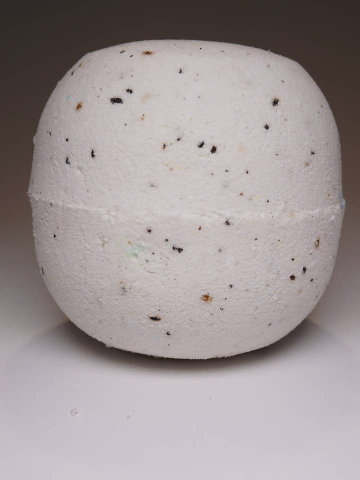 Bombe de bain Vanille Latte pour la vente par Earth Potions