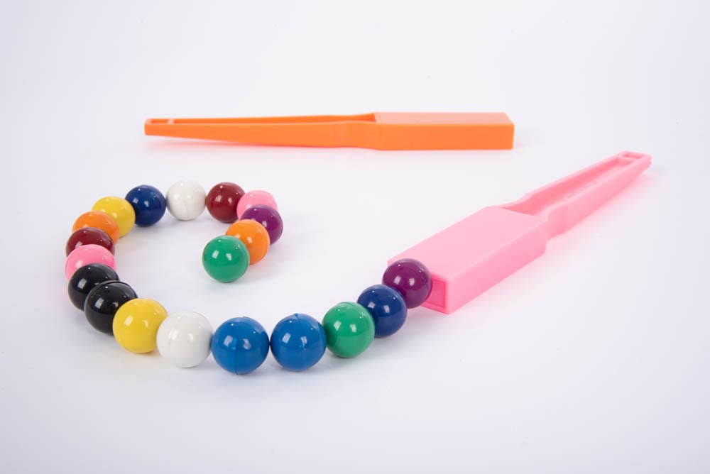 Commotion (Europe) BV - Wholesale Toy Set - Kids - Magnetic Wands and Coloured Marbles Set1