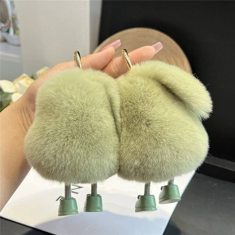 MINTGRÖN Söt utter kaninpäls ko avokado nyckelring hänge för wholesale på Faire3