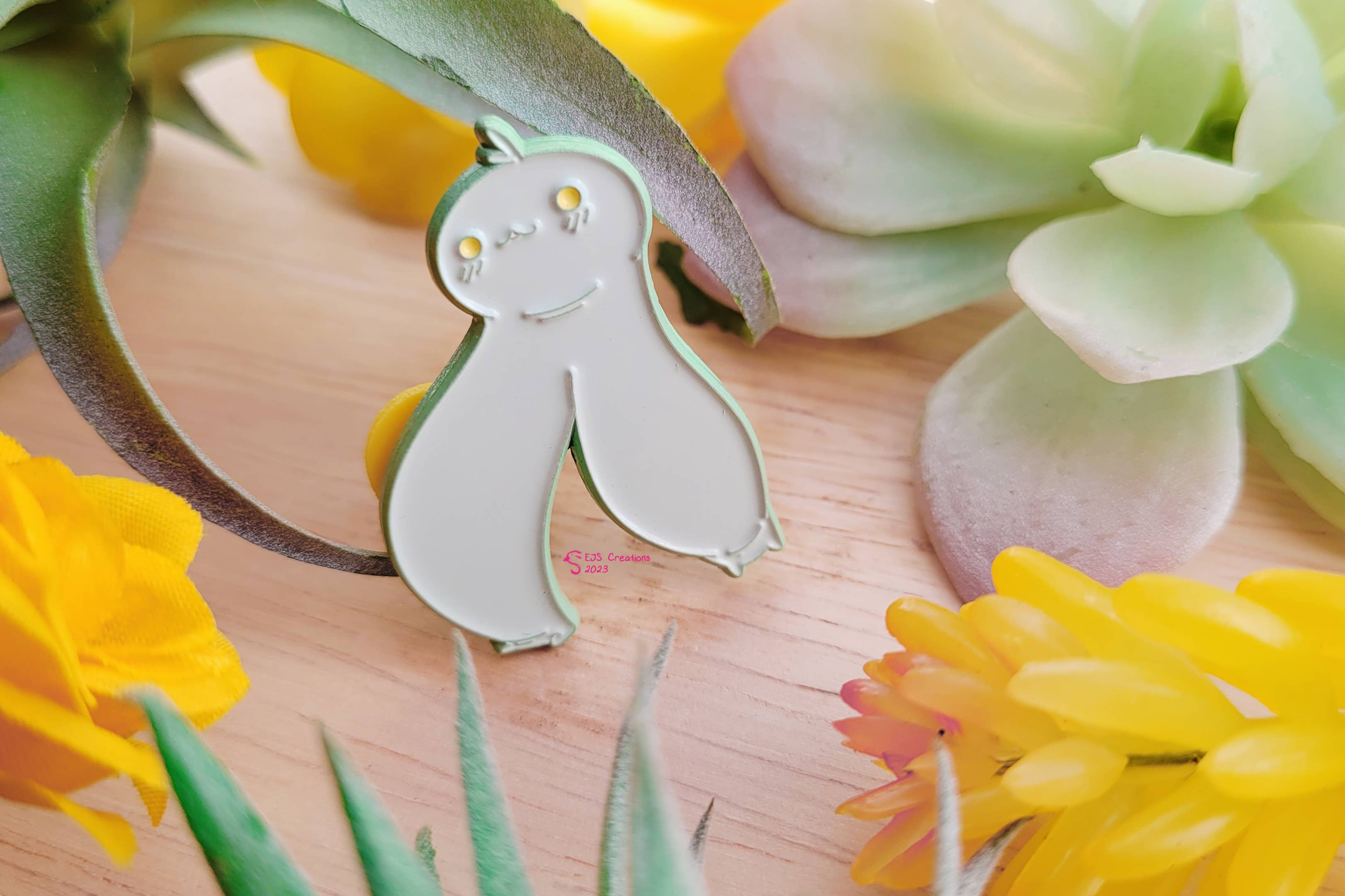 EJS Creations - Venta al por mayor Botón/prendedor - Alfiler de esmalte suave Fresno Nightcrawler5