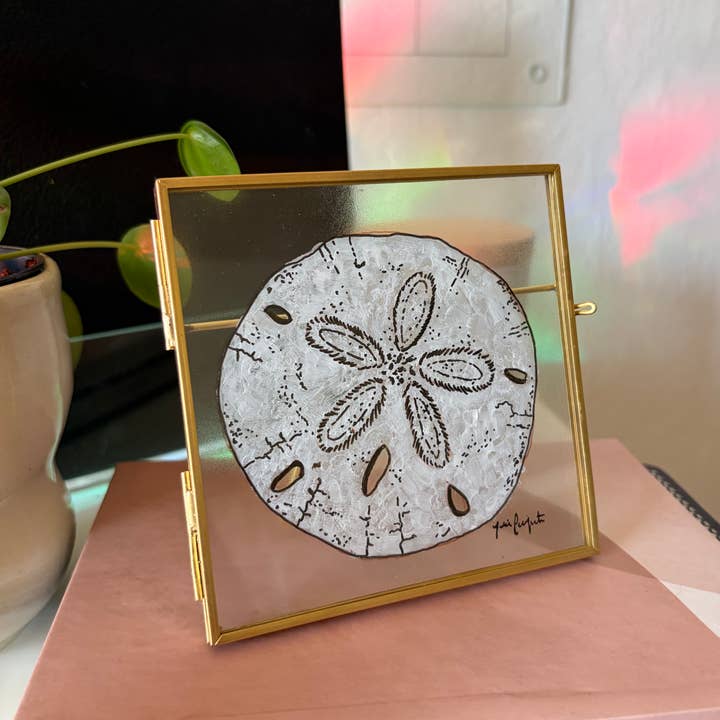jcarp designs - Wholesale Decorative Tabletop Object - Hand-Painted Sand Dollar Glass Frame: Coastal Home Decor 2