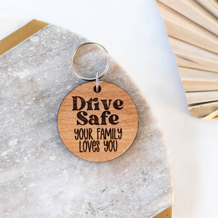 Reece Design Works – wholesale Nyckelring - Unisex – Drive Safe Wood Nyckelring, present till Älskade