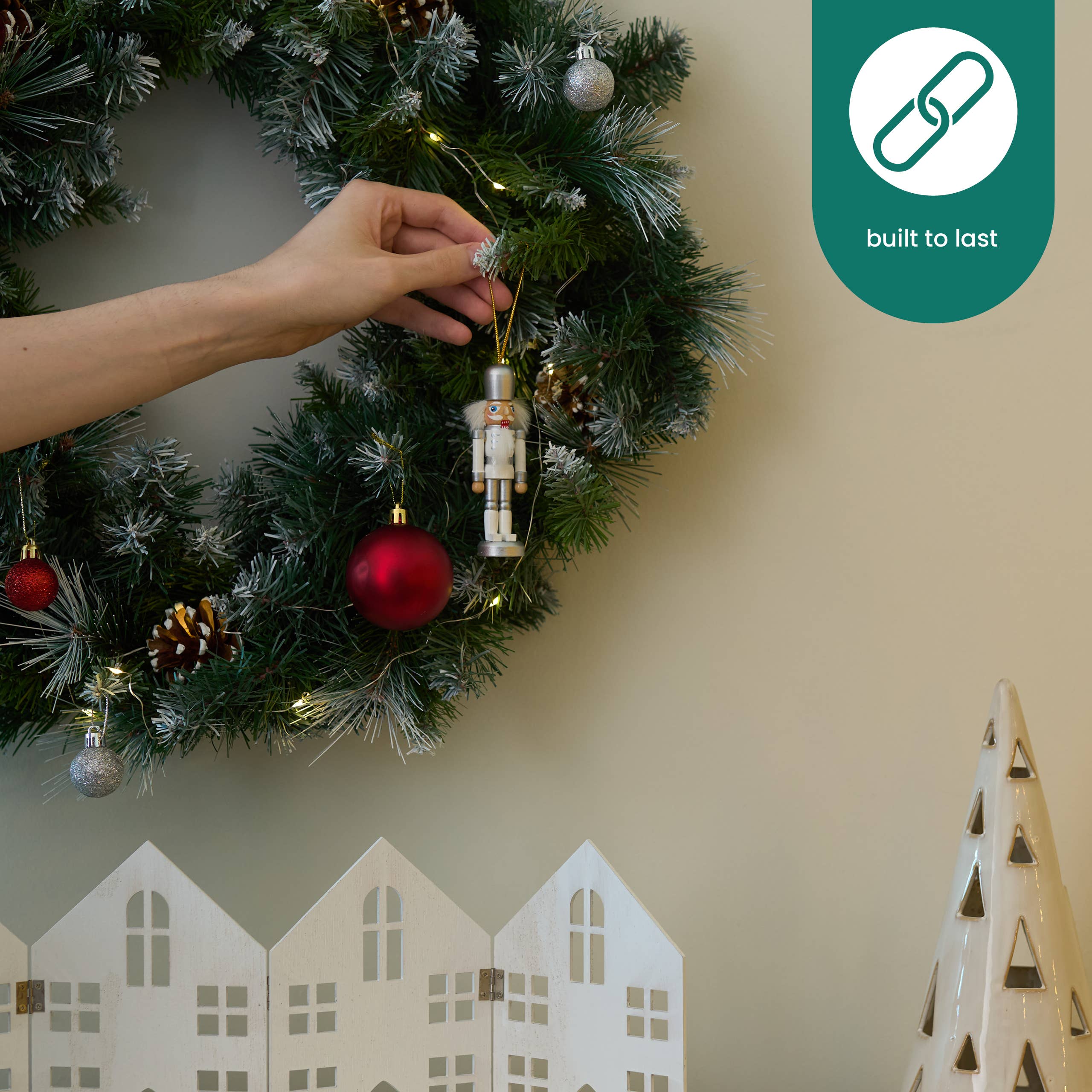 The Twiddlers - Vente Décoration de Noël - 6 décorations de soldats casse-noisette en bois doré pour sapin de Noël, 10 cm12