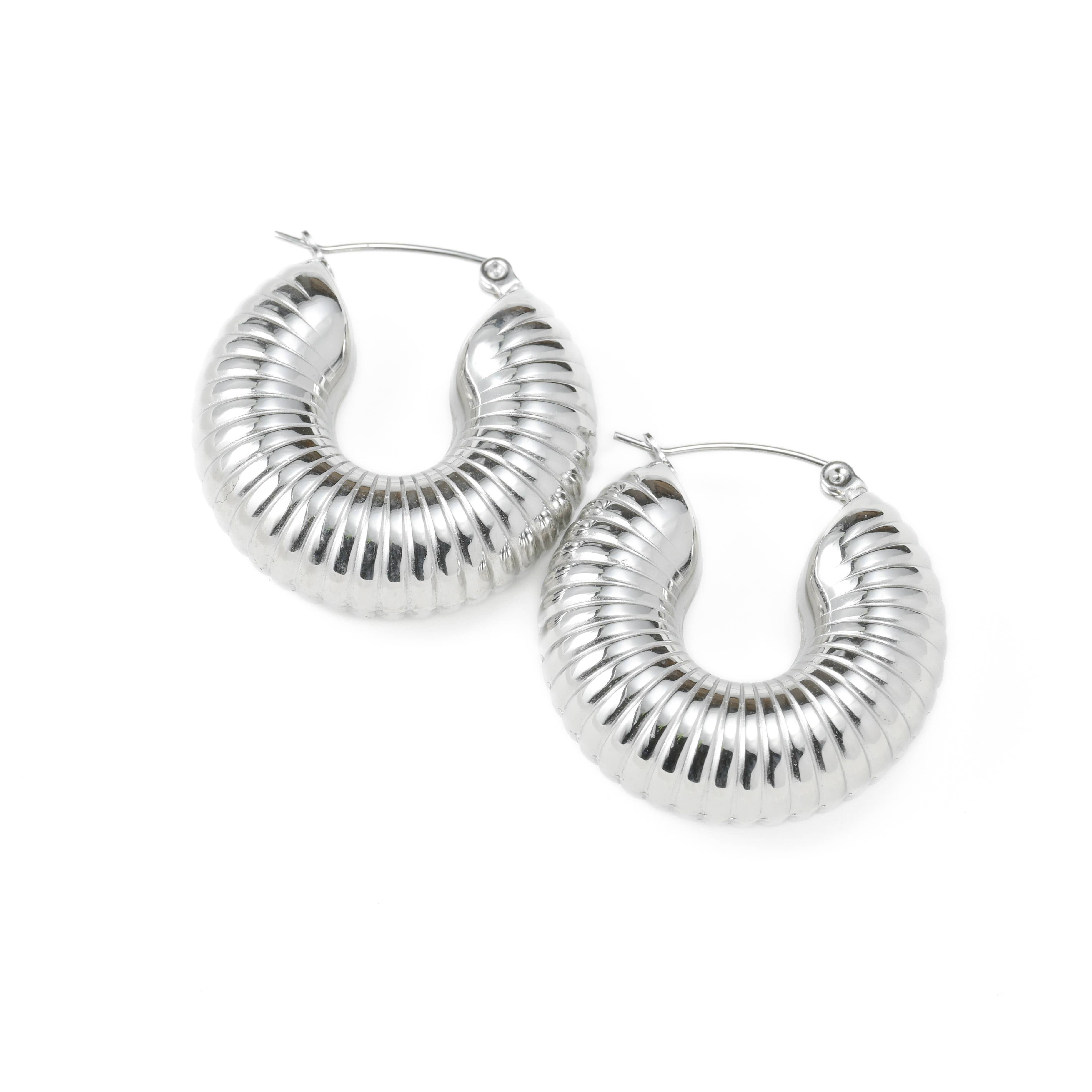 Blueyejewelry - Wholesale Hoop Earrings - Chunky Tube Hoops - Waterproof Chunky Medium Hoop Earrings9