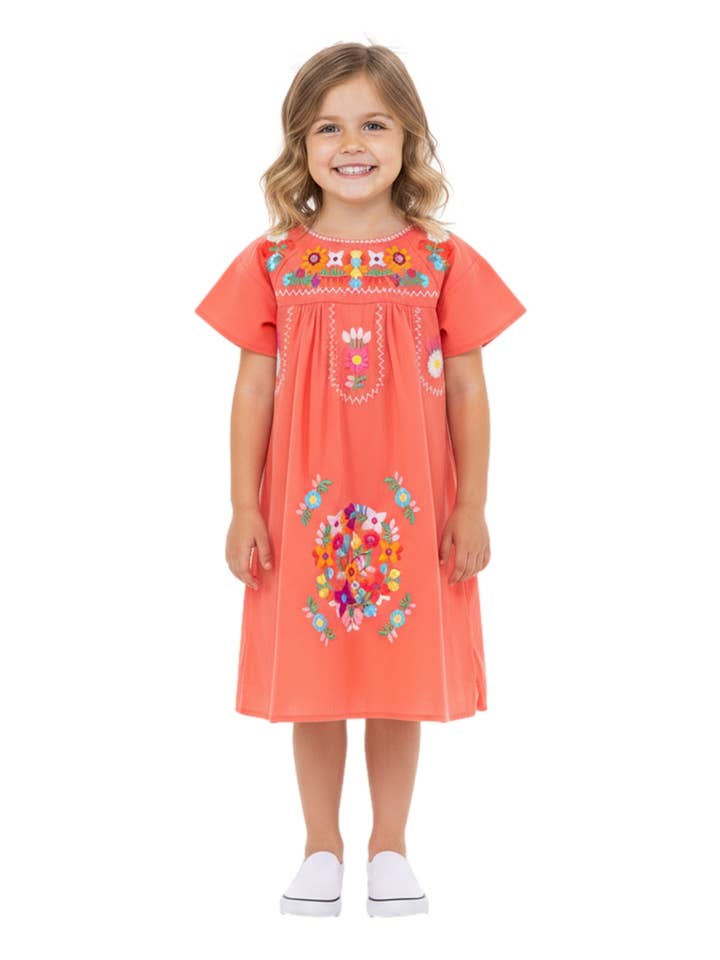 Unik's traditionelles Mädchenskleid 5-8 für den Großhandel von Unik