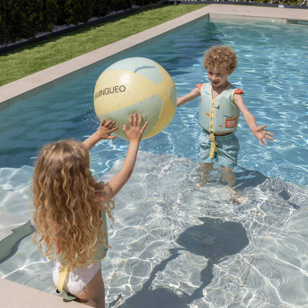 Flamingueo - Wholesale Beach Accessories - Green printed JUNGLE ball4