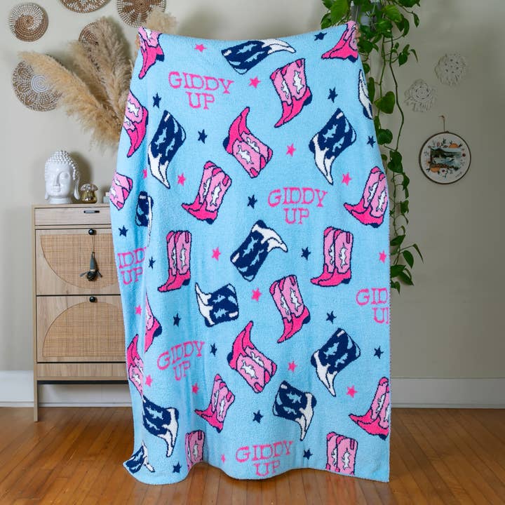 Living Royal - Wholesale Bedding Blanket - Throw Blanket - Cowgirl Boots - "Giddy Up" - Blue & Pink