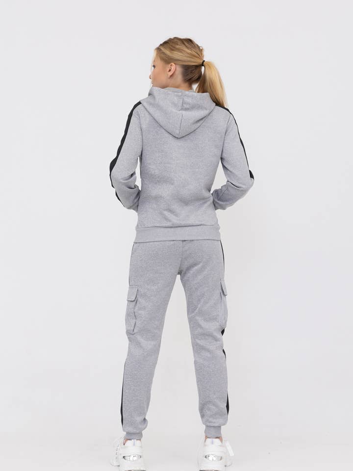 Zayne Paris - Wholesale Activewear Set - Women's - F003 women's jogging set2