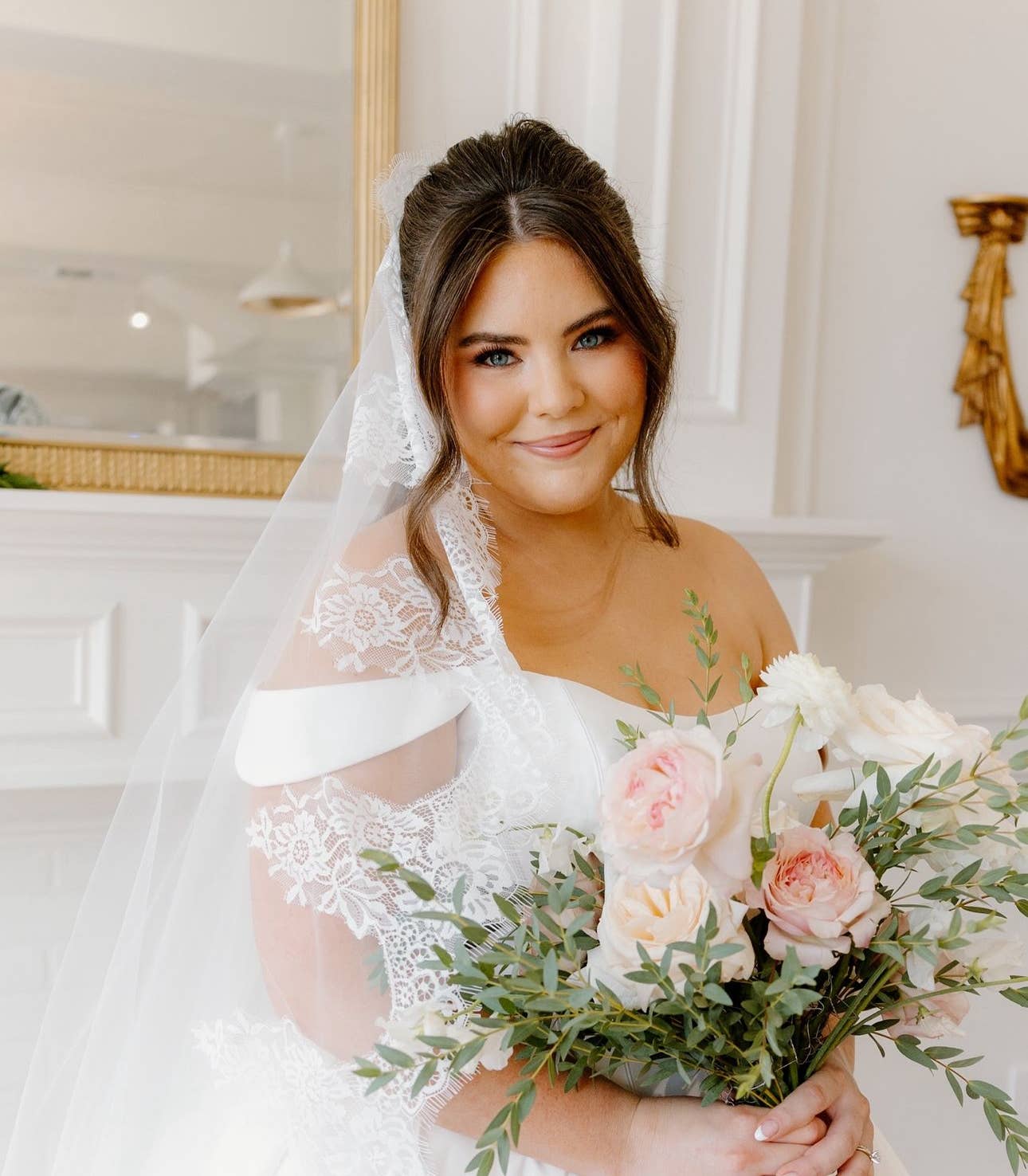 Petite Mariee Boutique - Wholesale Sluier - Dames - Julieta Lace bruidssluier1