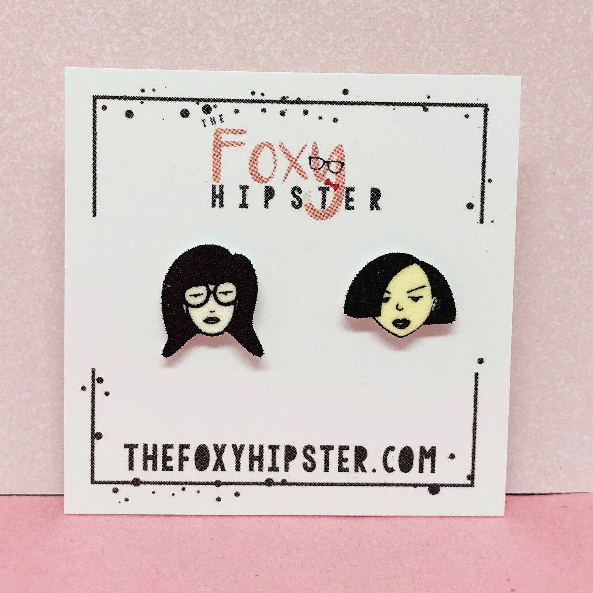 The Foxy Hipster - Venta al por mayor Pendientes de botón/aretes de poste - Pendientes de tuerca Daria y Jane0