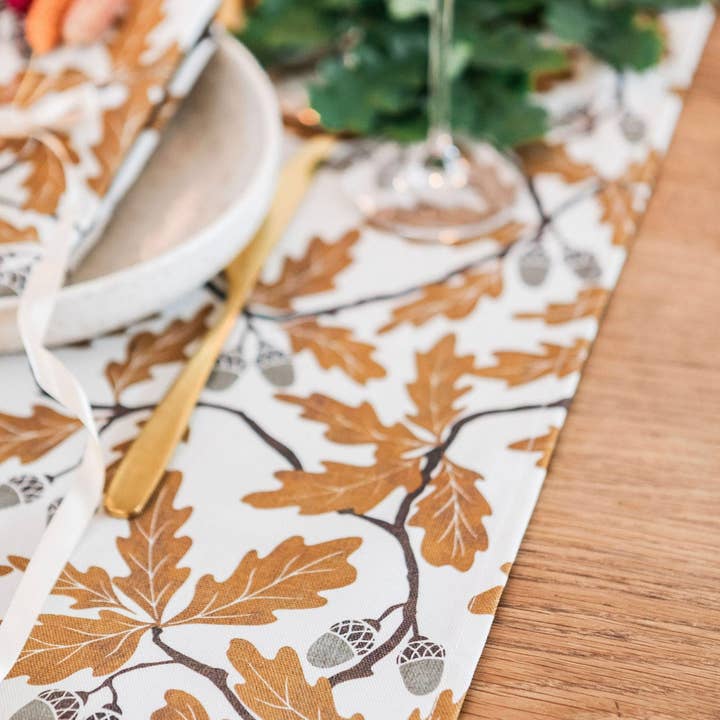 Pintail Candles | Avalon Home – wholesale Table runner – Golden Oak Table Runner1