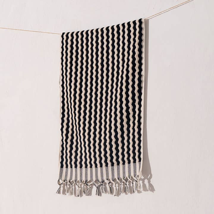 Pompom Zigzag Handloomed Turkish Hand Towels farmhouse Decor for wholesale by Kikoya