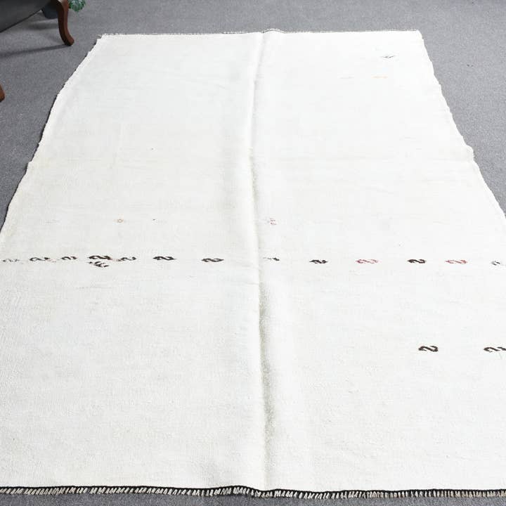 Alfombra de retazos blanca hecha a mano, alfombra de área de 5,4x8,6 pies. para venta al por mayor de Vintage Rugs Loom