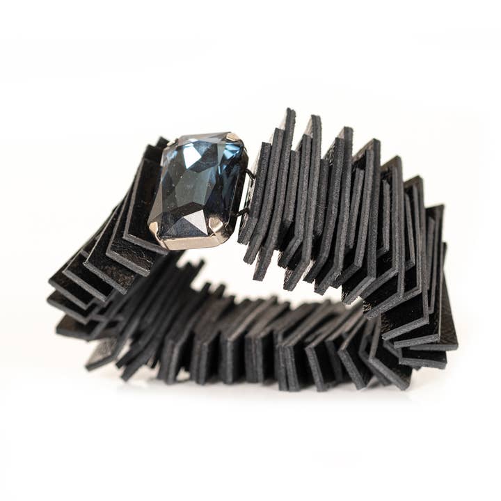 De Onyx Valor voor wholesale door The Dark